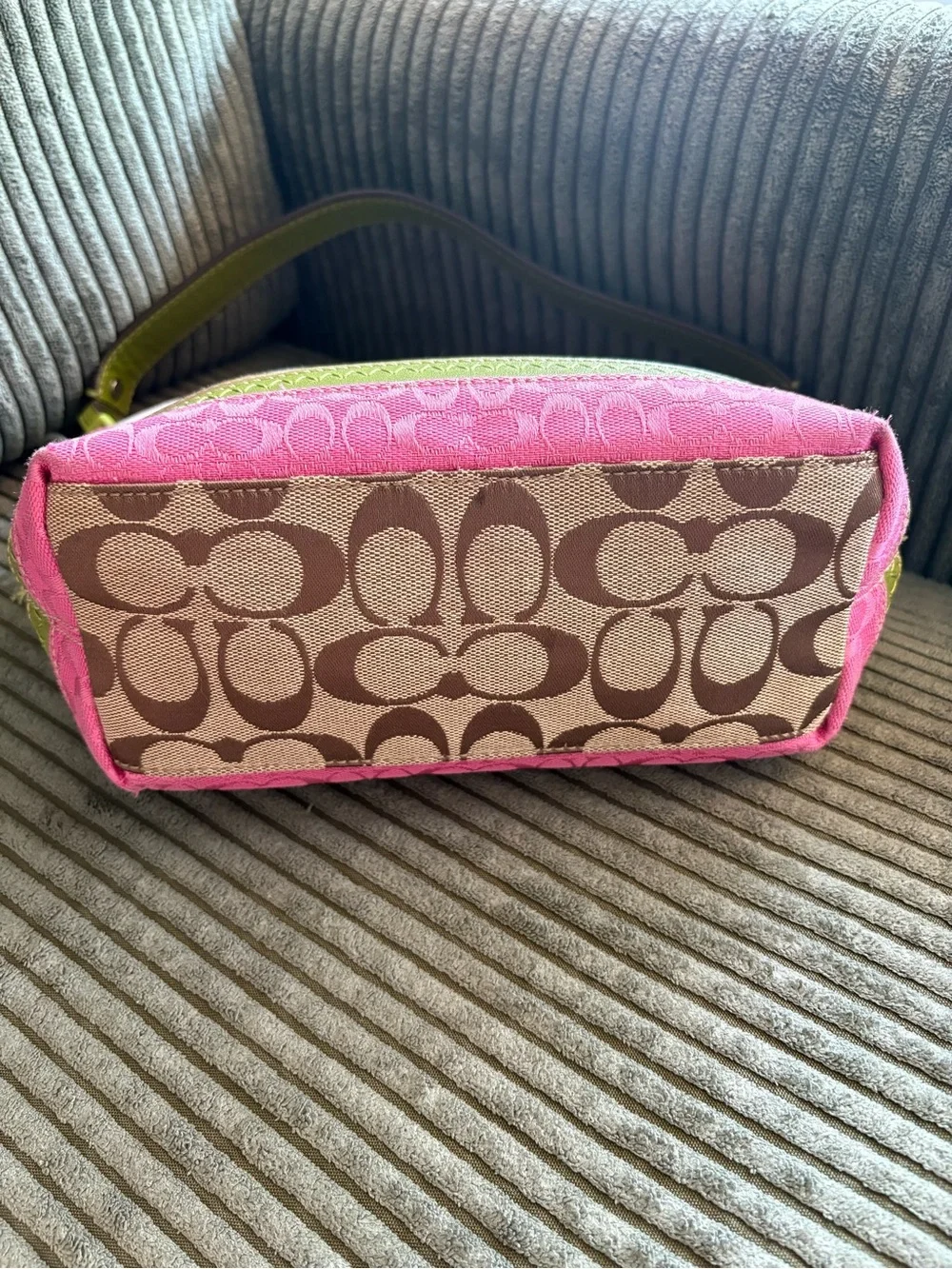 ✨RARE✨ Coach Bleecker Pink and Green Daisy Patchwork Demi Bag